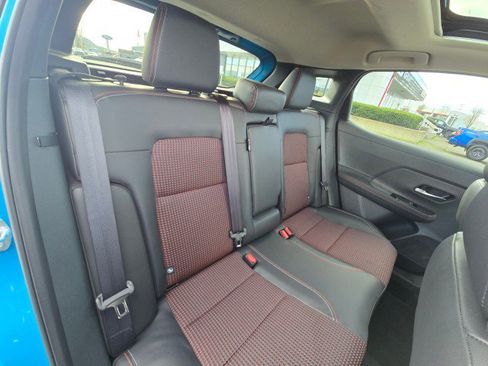 Used 2025 Nissan Kicks SR w/ SR Premium Package image 16