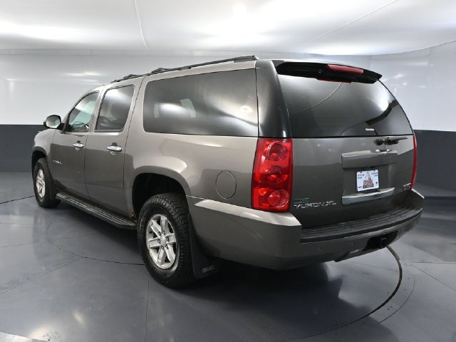 Used 2012 GMC Yukon XL SLT w/ SLT-2 Equipment Package AWD/4WD image 5