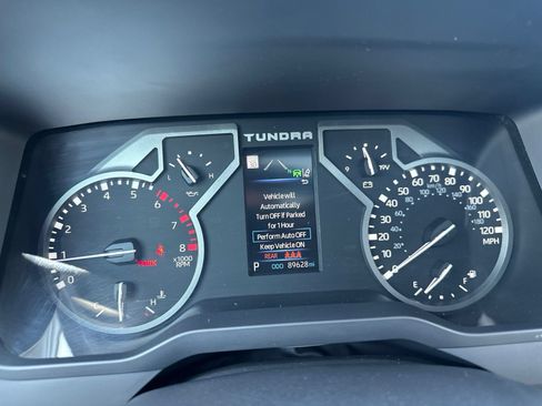 Used 2022 Toyota Tundra Limited w/ Power Package AWD/4WD image 45