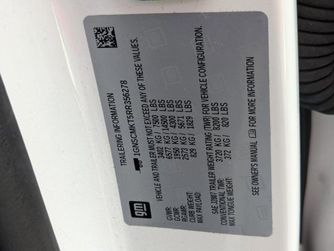 Used 2024 Chevrolet Tahoe LS w/ Driver Alert Package image 25