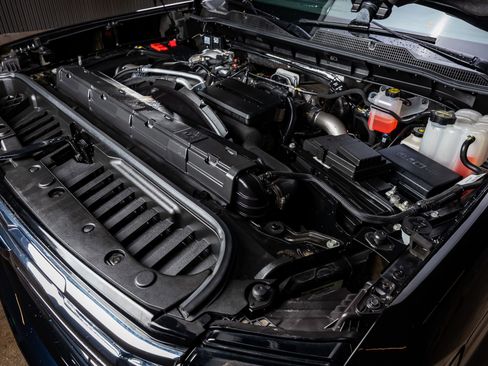 Used 2024 Chevrolet Silverado 2500 LTZ w/ LTZ Convenience Package image 39