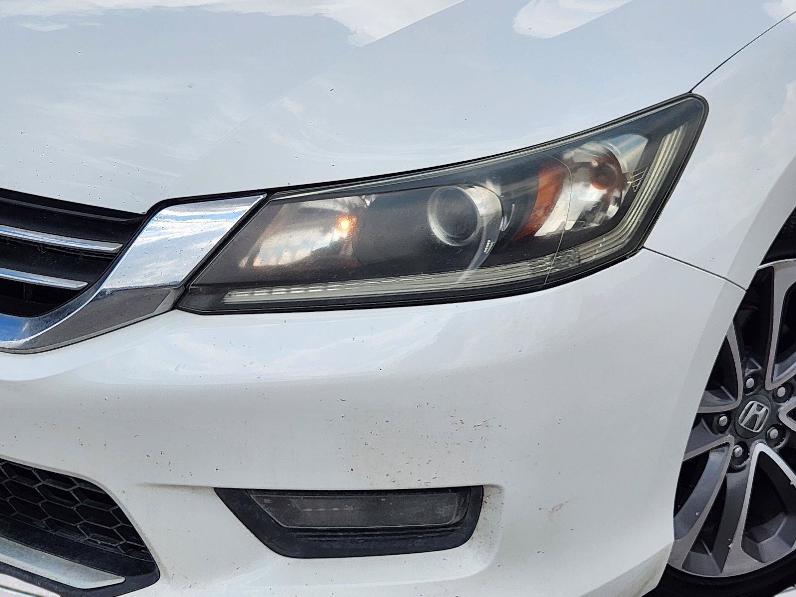 Used 2015 Honda Accord Sport image 9