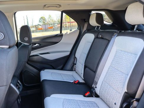 Used 2024 Chevrolet Equinox LT image 12