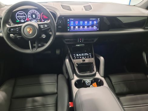 New 2026 Porsche Cayenne image 12