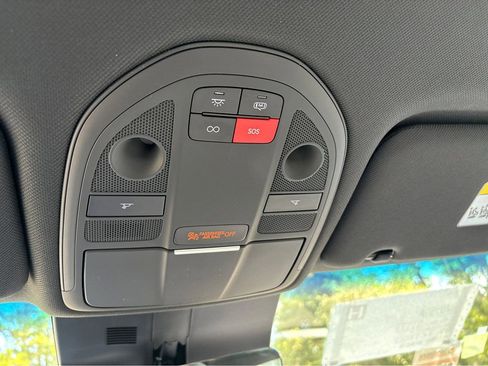 New 2026 Genesis G70 2.5T RWD image 9