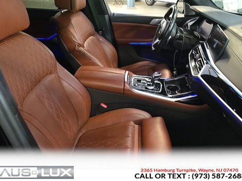 Used 2021 BMW X7 M50i w/ Dynamic Handling Package AWD/4WD image 6