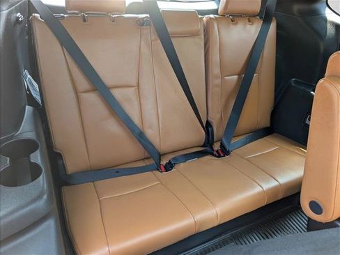 Used 2025 Toyota Highlander Platinum AWD/4WD image 22