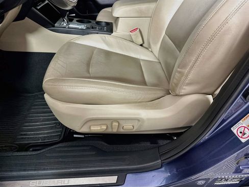 Used 2017 Subaru Outback 2.5i Limited AWD/4WD image 9