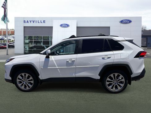 Used 2024 Toyota RAV4 XLE Premium FWD image 2