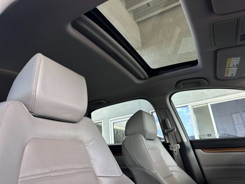 Used 2017 Honda CR-V EX-L image 16