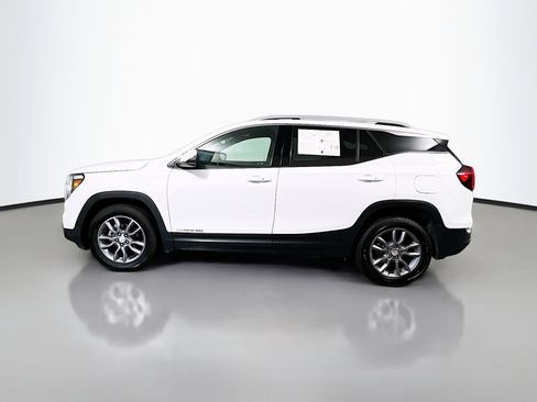 Used 2023 GMC Terrain SLT AWD/4WD image 9