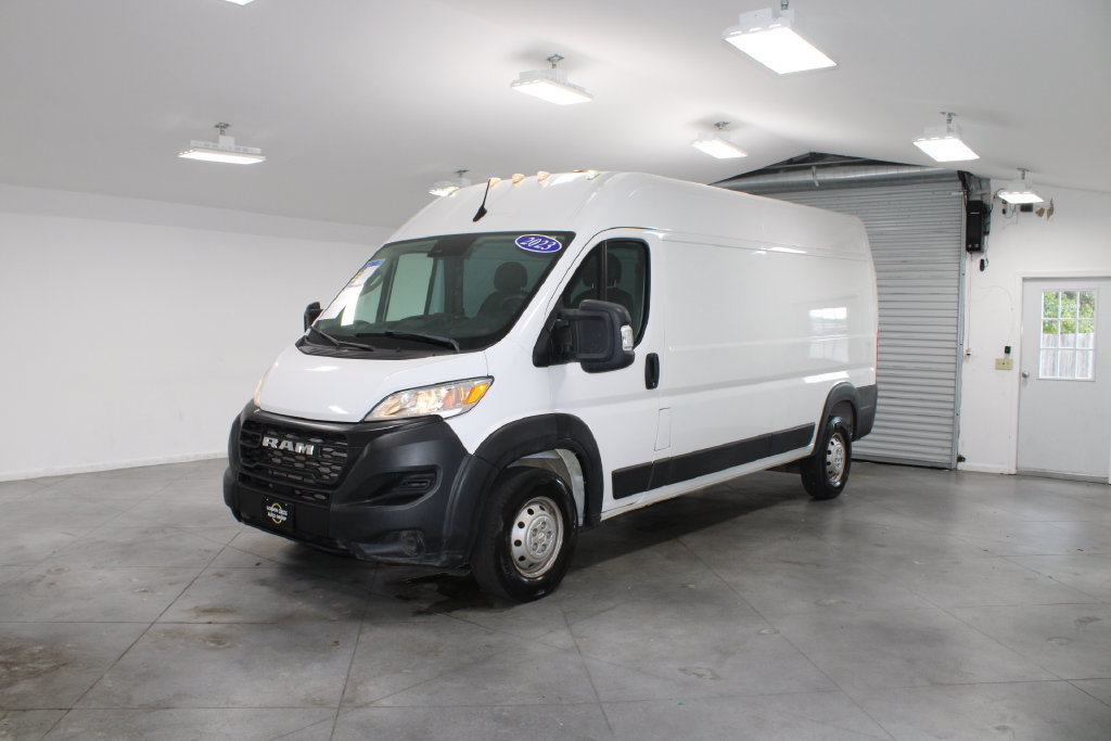 Used 2023 RAM ProMaster 2500 FWD image 4