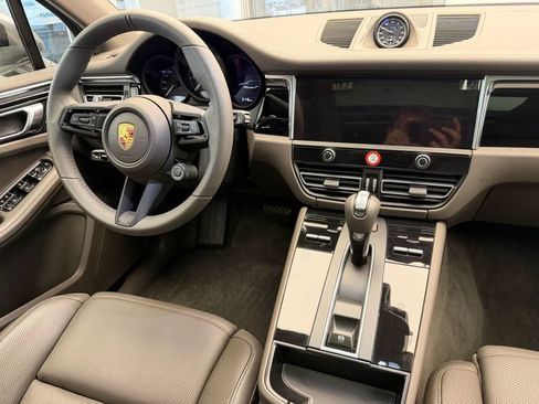 Certified 2026 Porsche Macan Turbo AWD/4WD image 14