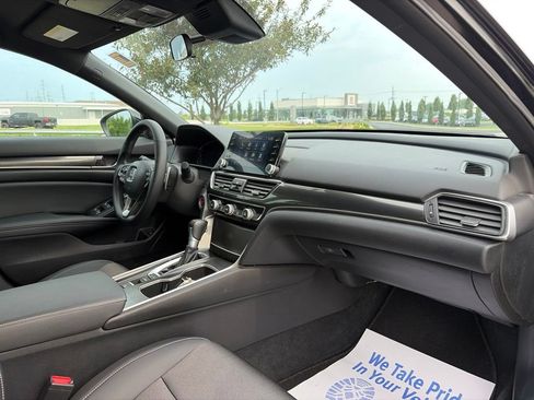 Used 2022 Honda Accord Sport image 25