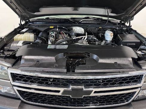 Used 2007 Chevrolet Silverado 2500 LT w/ Heavy-Duty Power Package image 26