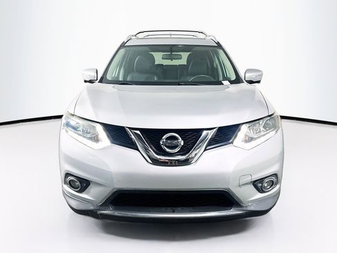 Used 2015 Nissan Rogue SL w/ SL Premium Package image 2