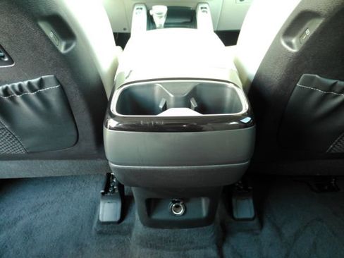 Used 2024 Kia Telluride SX w/ Towing Package image 29