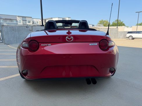Used 2016 MAZDA MX-5 Miata Grand Touring RWD image 4