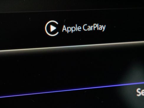 Certified 2022 Volkswagen Tiguan SEL R-Line image 33