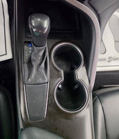 Used 2021 Toyota Camry SE FWD image 19