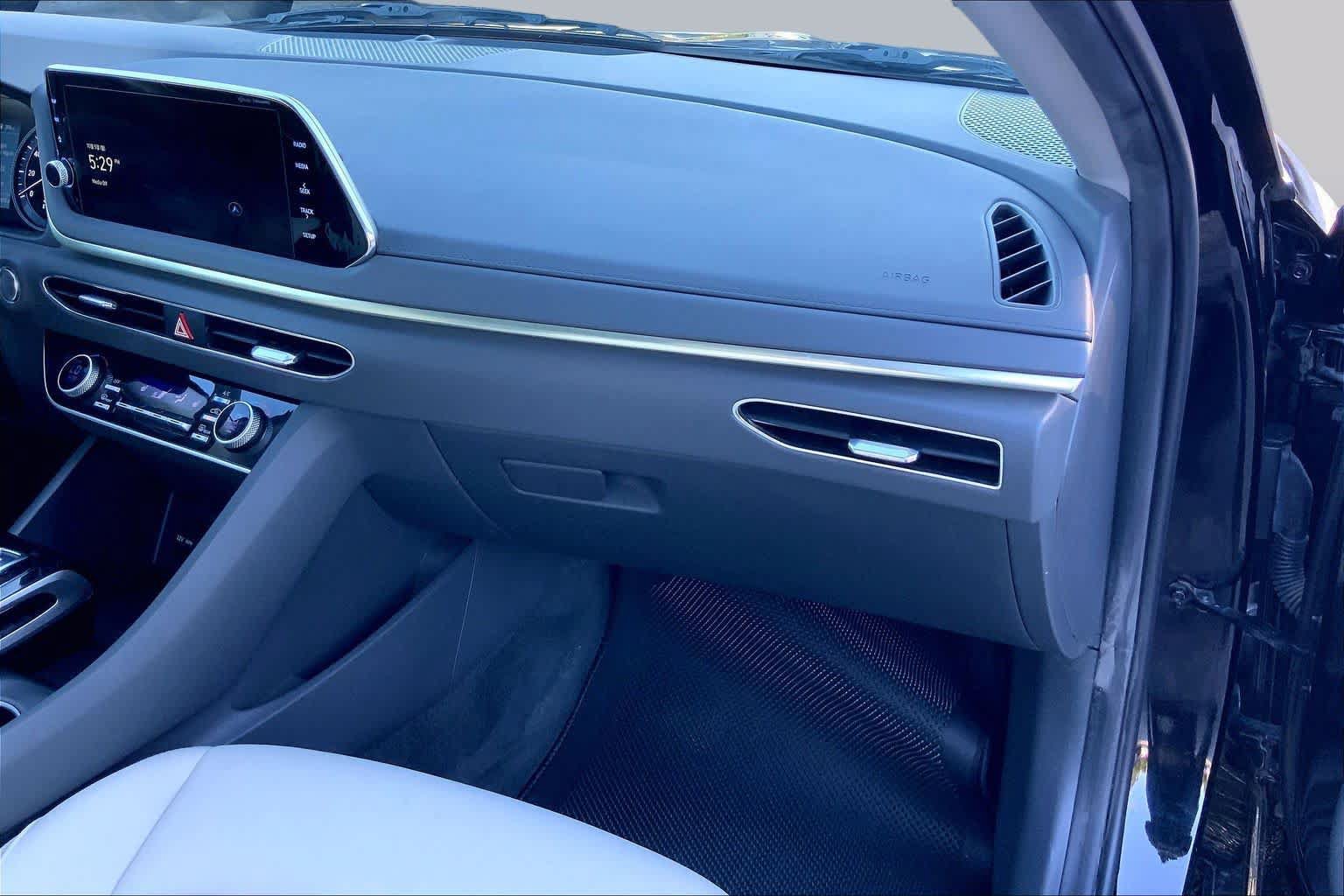 Used 2023 Hyundai Sonata SEL FWD image 18