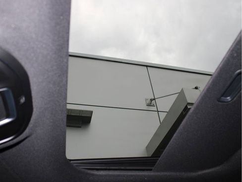 New 2025 Jeep Grand Cherokee Altitude image 22