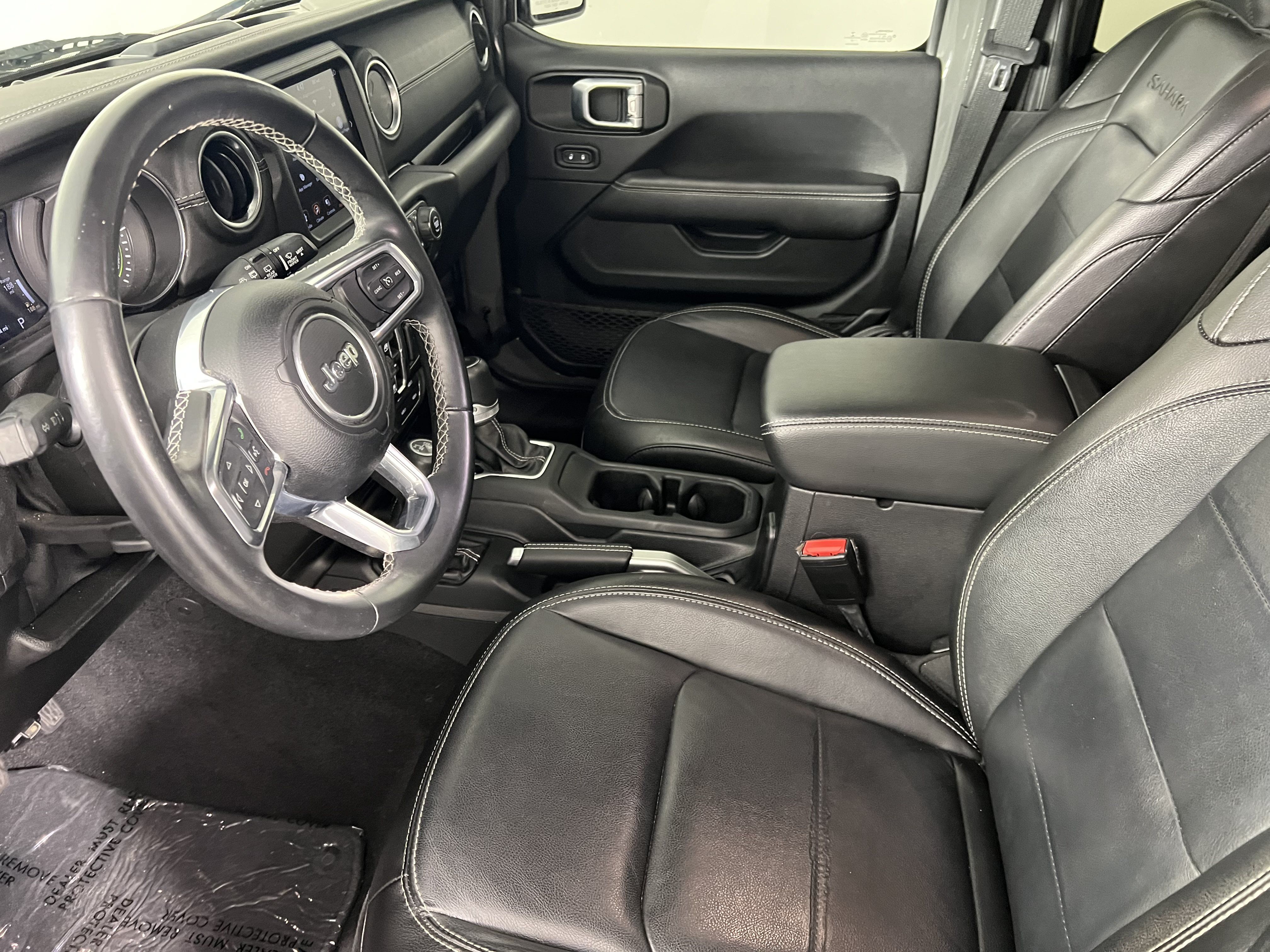 Used 2021 Jeep Wrangler Unlimited Sahara w/ Safety Group AWD/4WD image 4