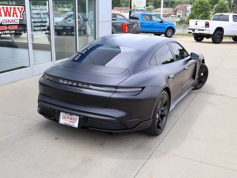 Used 2024 Porsche Taycan Turbo AWD/4WD image 43