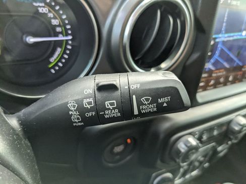 Used 2022 Jeep Wrangler Unlimited Rubicon 4xe w/ Steel Bumper Group image 32