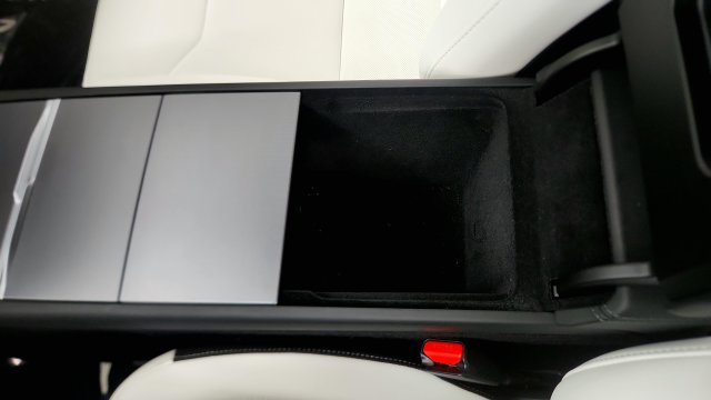 Used 2026 Tesla Model Y 2WD image 74