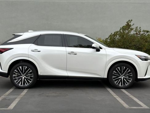 Used 2023 Lexus RX 350 w/ Cold Area Package AWD/4WD image 6