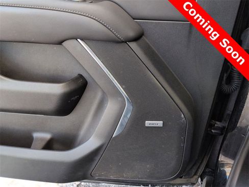 Used 2022 Chevrolet Suburban LT w/ Luxury Package image 31