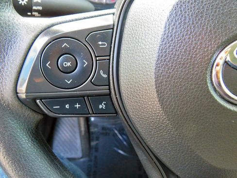 Used 2023 Toyota Corolla LE image 26