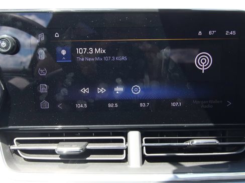 Used 2025 Chevrolet Trax LT FWD image 26