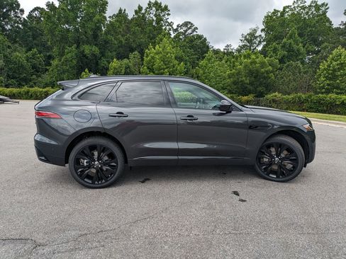New 2026 Jaguar F-PACE R-Dynamic S image 5