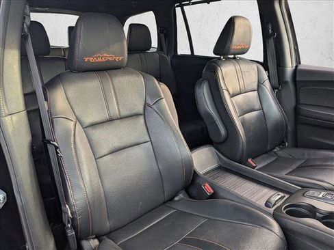 Certified 2022 Honda Pilot TrailSport image 24