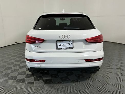 Used 2018 Audi Q3 2.0T Premium w/ Convenience Package FWD image 6