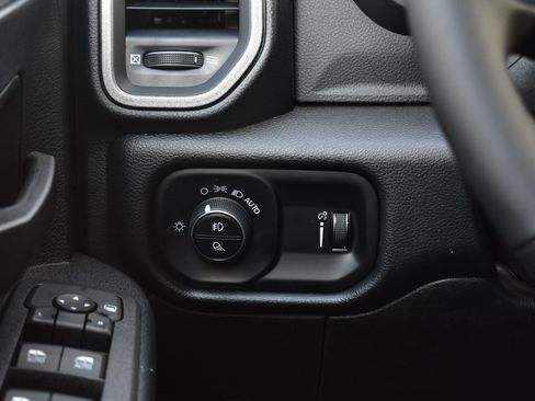 New 2025 RAM 2500 Tradesman w/ Safety Group image 32