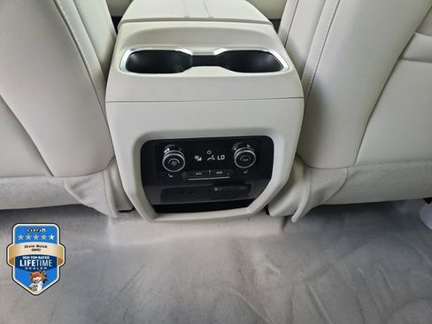 New 2026 Buick Enclave Avenir w/ Super Cruise Package AWD/4WD image 13