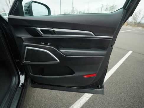 Used 2020 Kia Telluride LX image 20