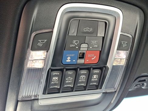 Certified 2025 RAM 1500 Laramie w/ Sport Appearance Package image 31