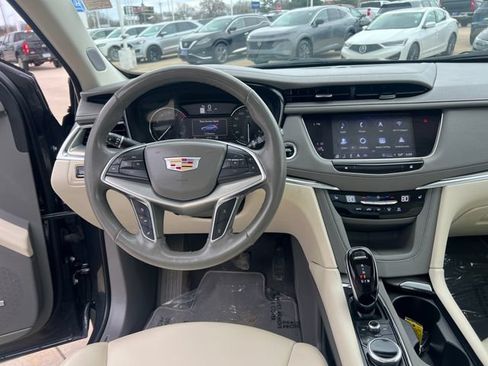 Certified 2023 Cadillac XT5 Premium Luxury AWD/4WD image 21