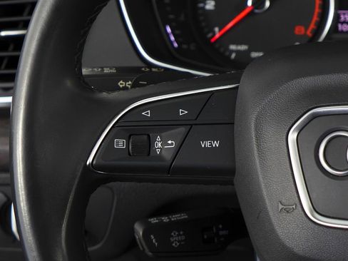 Used 2023 Audi Q5 2.0T Premium w/ Convenience Package image 30