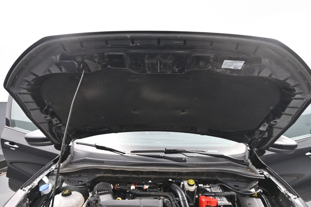 Used 2025 Ford Escape ST-Line Select AWD/4WD image 39