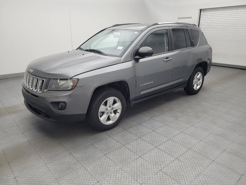 Used 2014 Jeep Compass Sport w/ Power Value Group FWD image 2