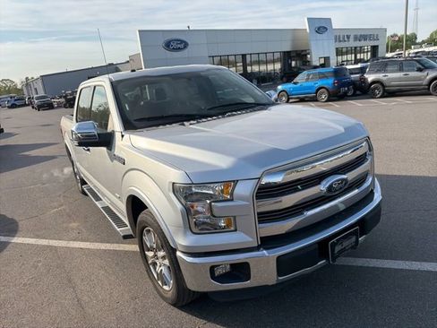Used 2016 Ford F150 Lariat image 2