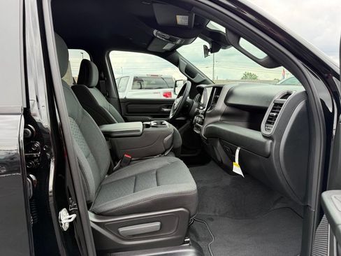 New 2026 RAM 1500 Express AWD/4WD image 20