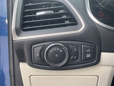 Used 2020 Ford Edge Titanium w/ Equipment Group 301A image 19