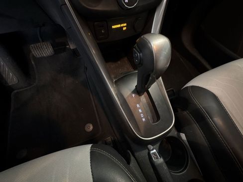 Used 2020 Chevrolet Trax LT w/ Driver Confidence Package image 16