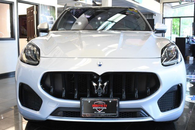 Used 2023 Maserati Grecale Modena AWD/4WD image 2